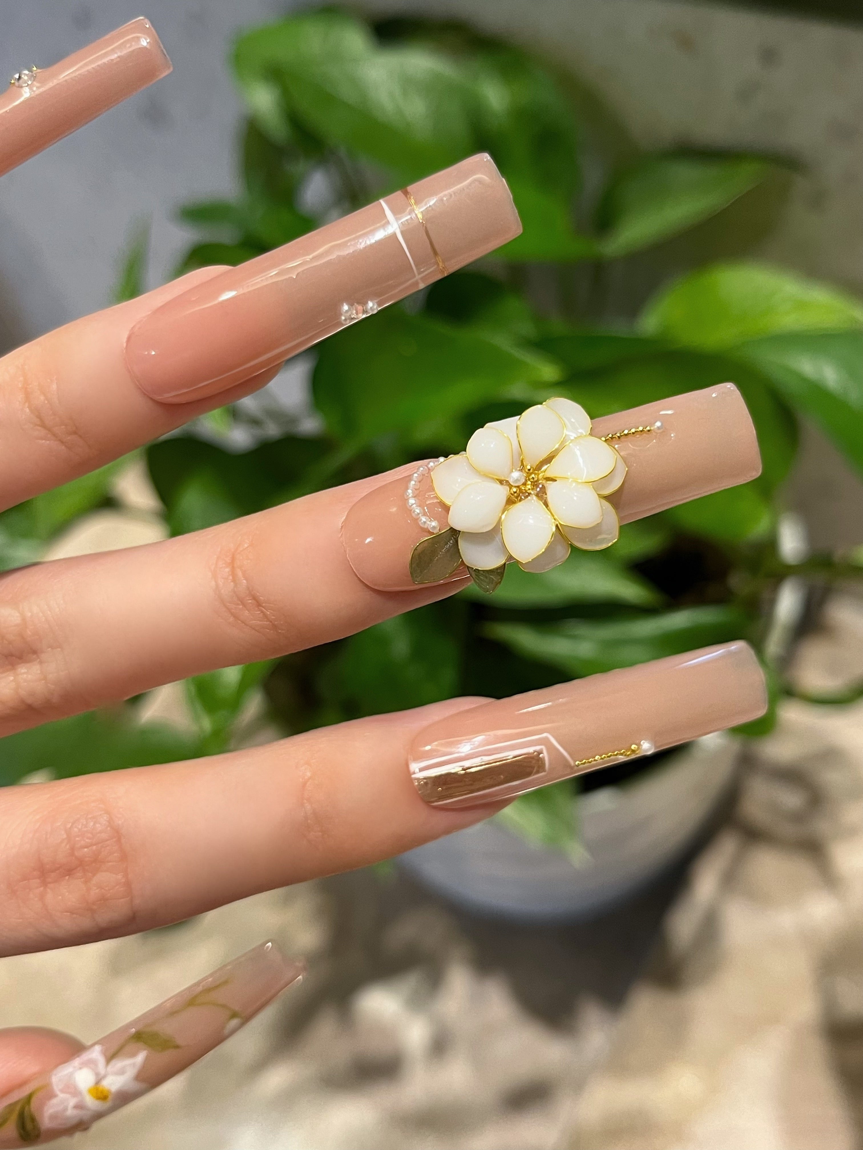 Boho Nude Flower（Copper Wire Flower Luxury Style）